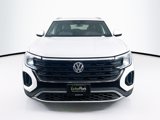 Used 2024 Volkswagen Atlas Cross Sport SE image 2