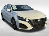 Used 2023 Nissan Altima 2.5 SV image 3
