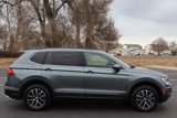 Used 2021 Volkswagen Tiguan SE image 3