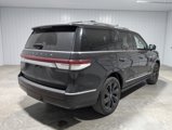 Used 2023 Lincoln Navigator Reserve image 5