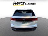 Used 2024 Volkswagen Atlas SE image 4
