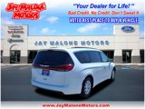 Used 2022 Chrysler Pacifica Touring-L image 2