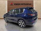 New 2025 Mitsubishi Outlander SE image 3