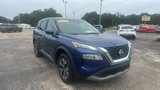 Used 2023 Nissan Rogue SV image 3