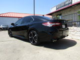 Used 2019 Toyota Camry XSE image 3