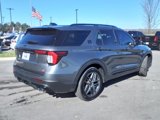 Used 2025 Ford Explorer ST image 3