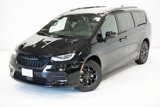 New 2025 Chrysler Pacifica Select image 2