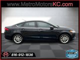 Used 2017 Ford Fusion SE w/ Fusion SE Technology Package image 6
