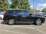 Used 2020 Nissan Pathfinder SV image 4