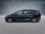 Used 2020 Chrysler Pacifica Touring-L Plus w/ Advanced Safetytec Group image 3