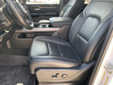 Used 2023 RAM 1500 4x4 Crew Cab image 3