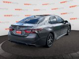 Used 2022 Toyota Camry SE image 5