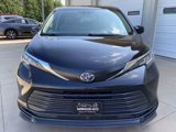 Used 2022 Toyota Sienna LE image 3