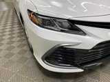 Used 2024 Toyota Camry LE image 3
