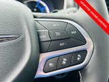 New 2025 Chrysler Pacifica Select image 5