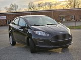 Used 2015 Ford Fiesta SE image 4
