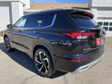 New 2025 Mitsubishi Outlander 4WD Plug-In Hybrid image 3