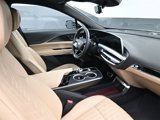 Used 2025 Cadillac Lyriq Luxury image 2