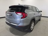 Used 2024 GMC Terrain SLE image 4