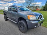 Used 2015 Nissan Titan SV image 4