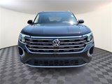 New 2025 Volkswagen Atlas SEL image 2