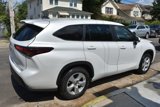 Used 2024 Toyota Highlander LE image 5