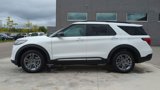 New 2025 Ford Explorer Active w/ Active Comfort Package image 3