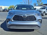 Used 2023 Toyota Highlander Limited image 2