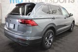 Used 2022 Volkswagen Tiguan SE w/ Panoramic Sunroof Package image 6