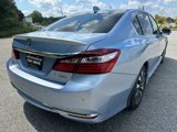 Used 2017 Honda Accord Touring image 5