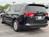 Used 2023 Chrysler Voyager LX image 5