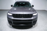 Used 2023 Jeep Grand Cherokee L Laredo image 4