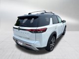 New 2025 Nissan Pathfinder Platinum image 6