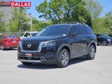 New 2025 Nissan Pathfinder SL image 2