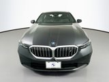 Used 2024 BMW i5 eDrive40i w/ Convenience Package image 2