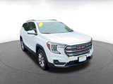 Used 2024 GMC Terrain SLT image 3