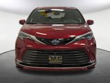 New 2025 Toyota Sienna Platinum image 2