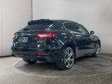 Used 2019 Maserati Levante Trofeo image 5