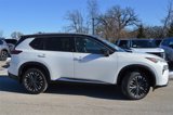 New 2025 Nissan Rogue Platinum w/ Tech Package image 3