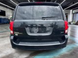 Used 2020 Dodge Grand Caravan SXT image 3