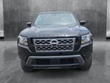 Used 2023 Nissan Frontier SV image 2