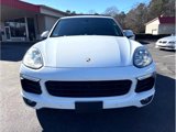 Used 2017 Porsche Cayenne image 2
