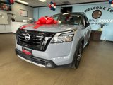 Used 2023 Nissan Pathfinder Platinum image 5