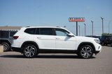 Used 2022 Volkswagen Atlas SEL image 2