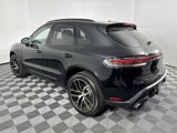Certified 2025 Porsche Macan image 3