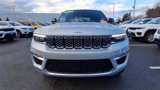 Used 2024 Jeep Grand Cherokee Summit image 3