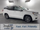 Used 2024 GMC Terrain Denali w/ Denali Premium Package image 3