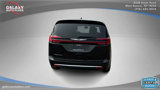 Used 2023 Chrysler Pacifica Touring-L image 6