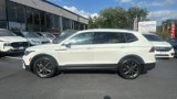 Used 2022 Volkswagen Tiguan SE image 2