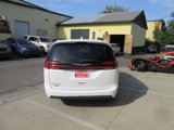 Used 2022 Chrysler Pacifica Touring-L image 4